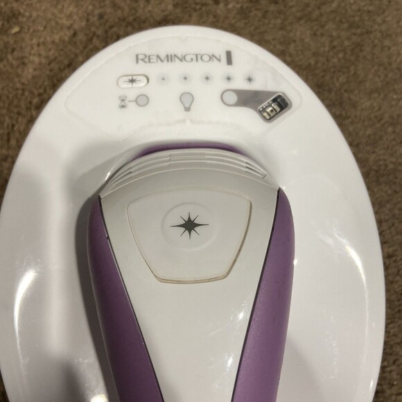 Remington iLight Pro Plus Quartz IPL6000 Professional Home Hair Removal System - Picture 4 of 4